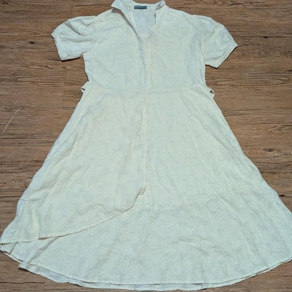 Dresses & Skirts - Cream midi linen dress‎ with button-up front and tie waist